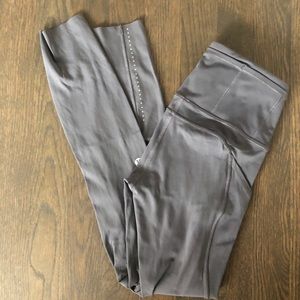Lululemon Fast and Free tight in Dark Carbon! Sz 0